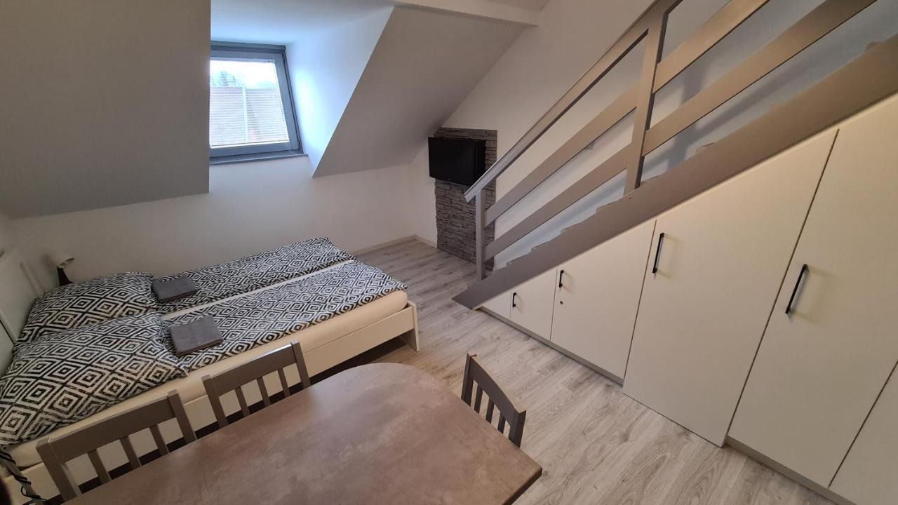 Gyulai-Fuerdo-Apartman Ii. Eksteriør bilde